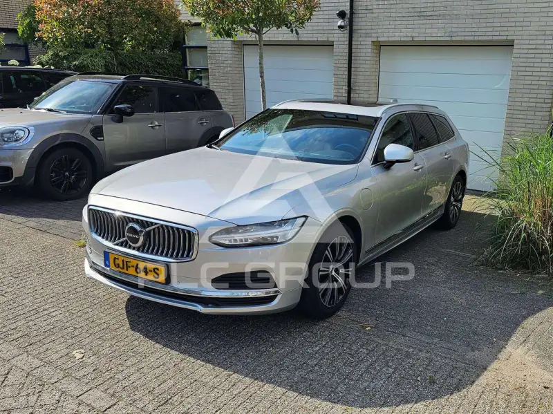 2021 Volvo V90