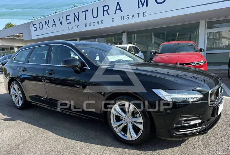 2021 Volvo V90