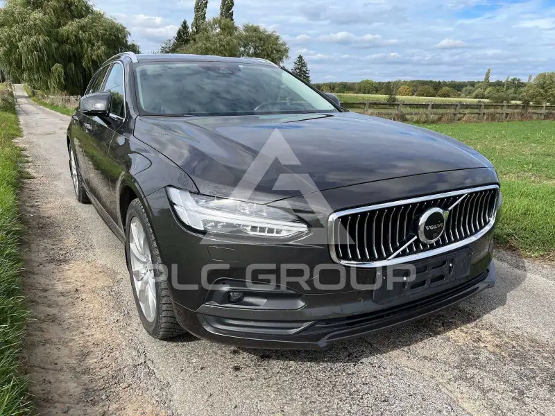 2021 Volvo V90