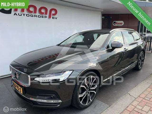 2021 Volvo V90