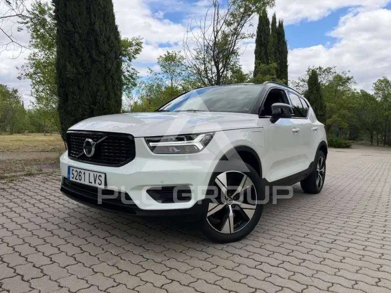 2021 Volvo XC40