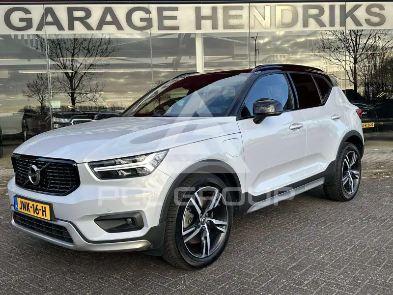 2021 Volvo XC40