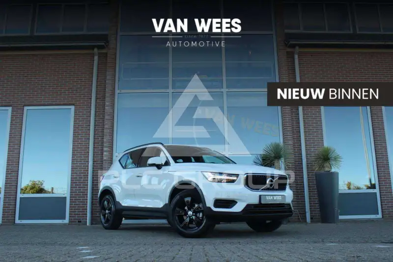 2021 Volvo XC40
