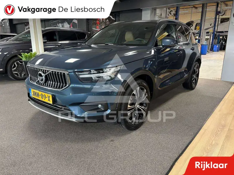 2021 Volvo XC40