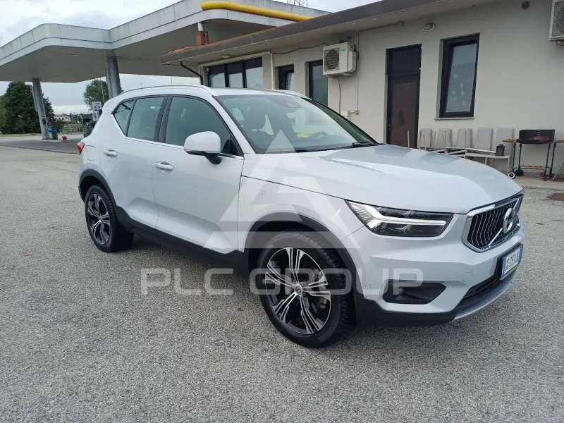 2021 Volvo XC40