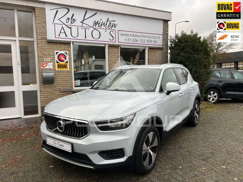 2021 Volvo XC40