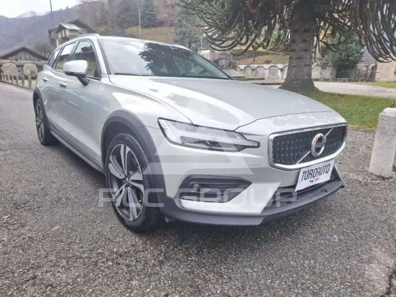 2021 Volvo V60