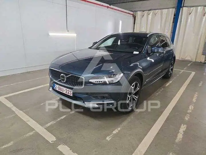 2021 Volvo V90