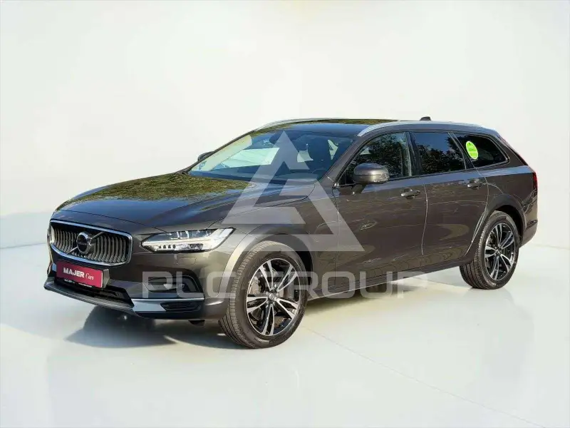 2021 Volvo V90