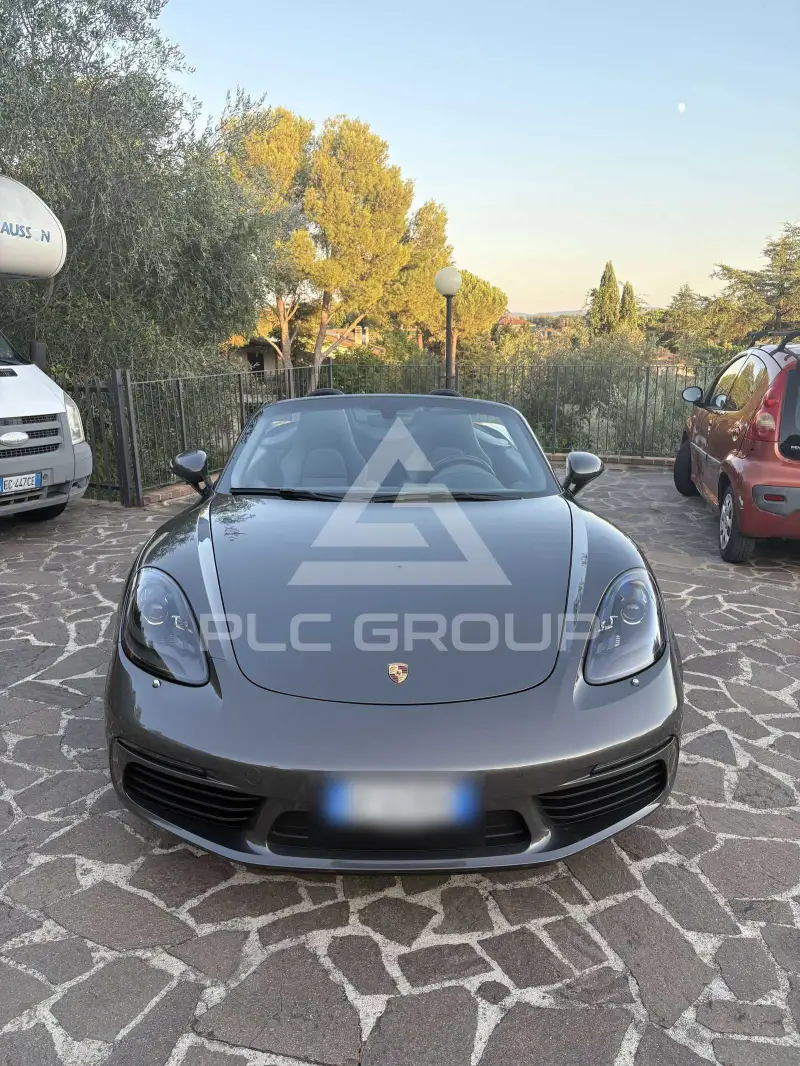 2021 Porsche 718