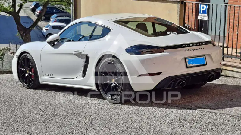 2021 Porsche 718
