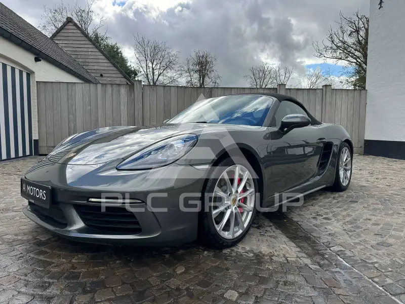 2021 Porsche 718