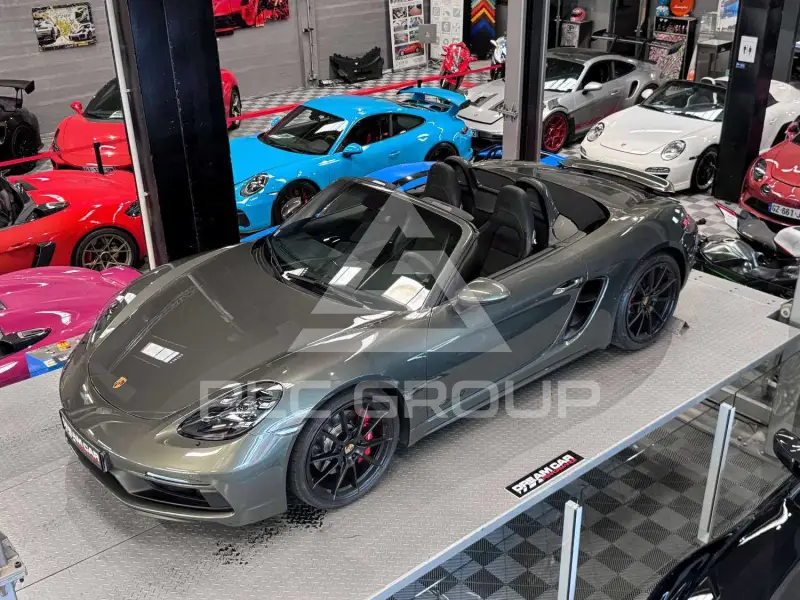 2021 Porsche 718