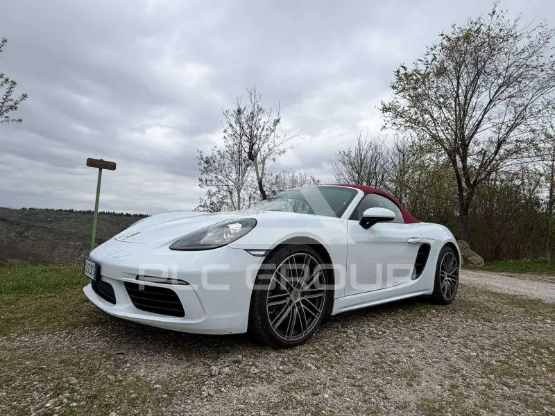 2021 Porsche 718