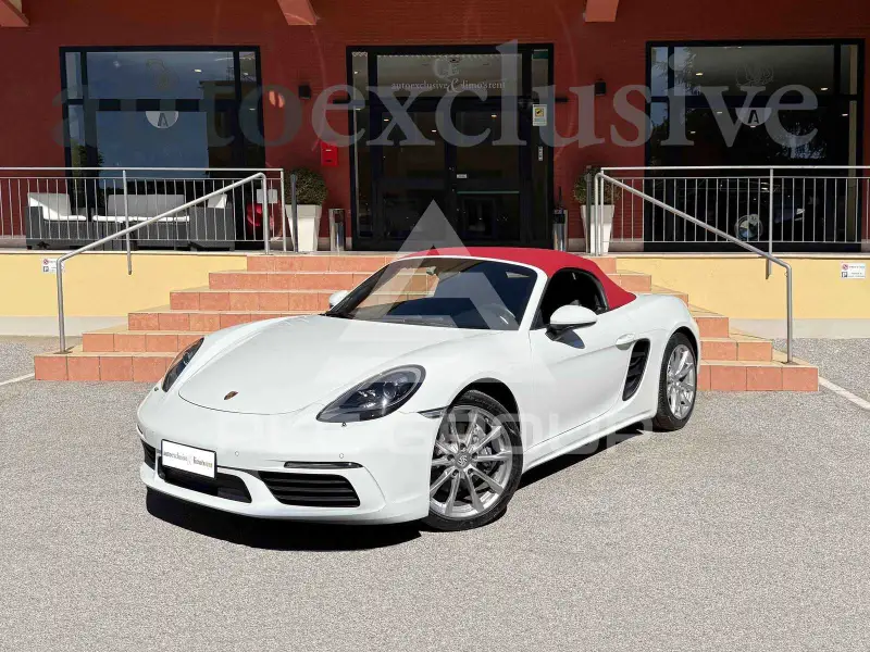 2021 Porsche 718