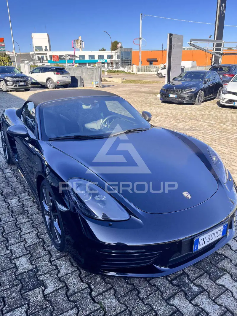 2021 Porsche 718