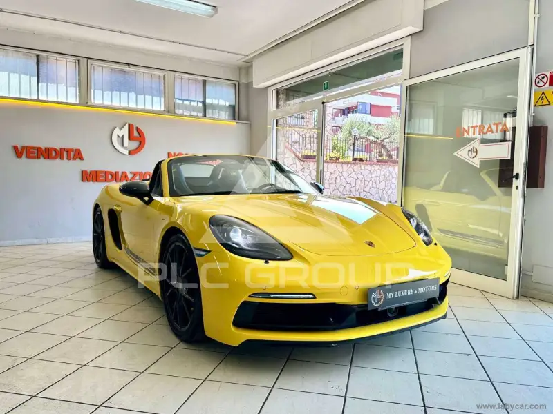 2021 Porsche 718