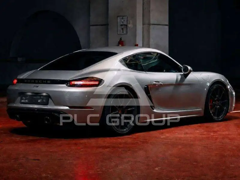 2021 Porsche 718