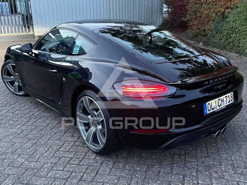 2021 Porsche Cayman