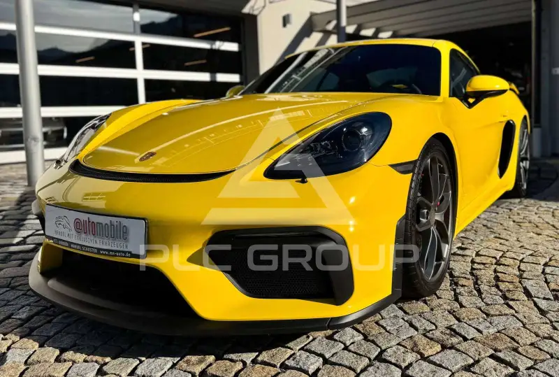 2021 Porsche Cayman