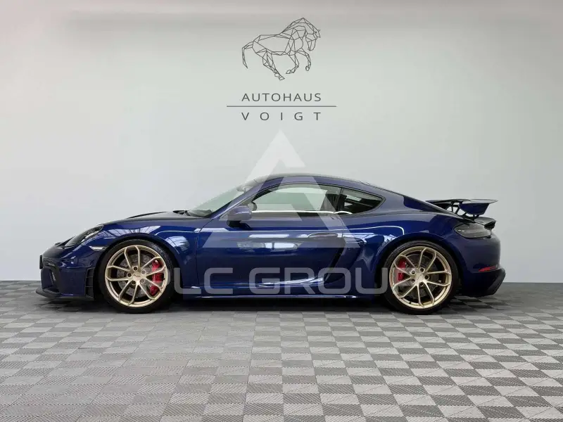 2021 Porsche Cayman