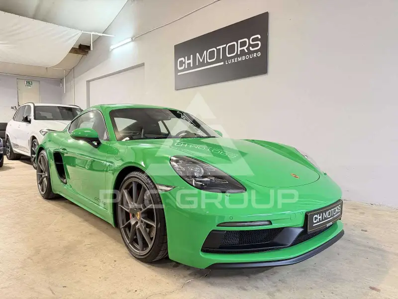 2021 Porsche Cayman