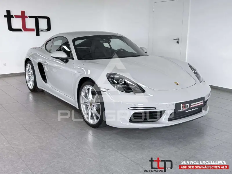 2021 Porsche Cayman