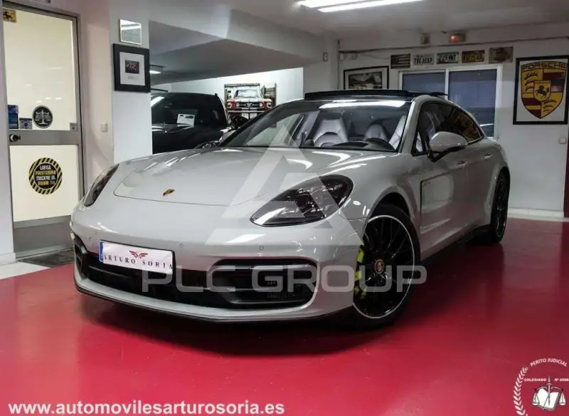 2021 Porsche Panamera