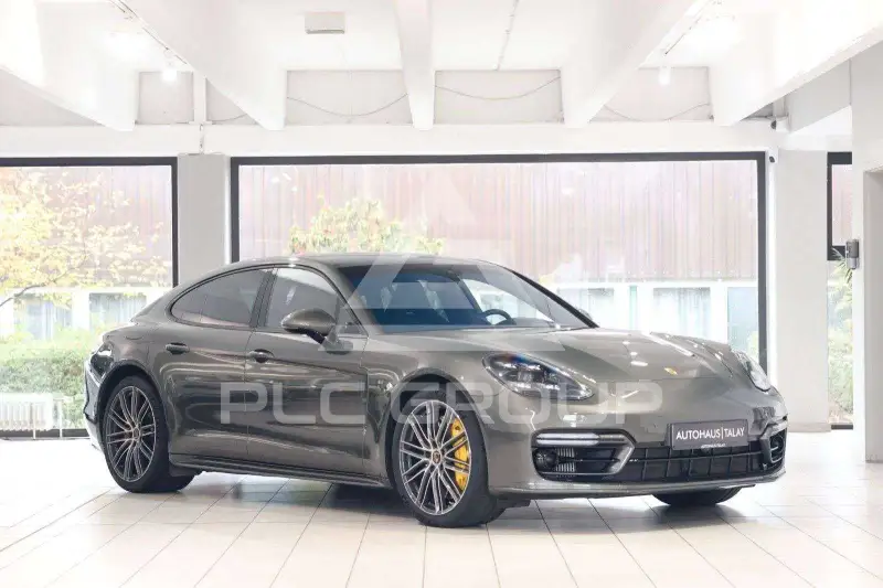 2021 Porsche Panamera