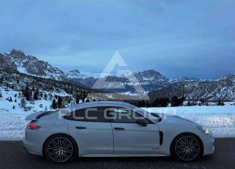 2021 Porsche Panamera