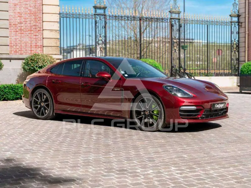 2021 Porsche Panamera