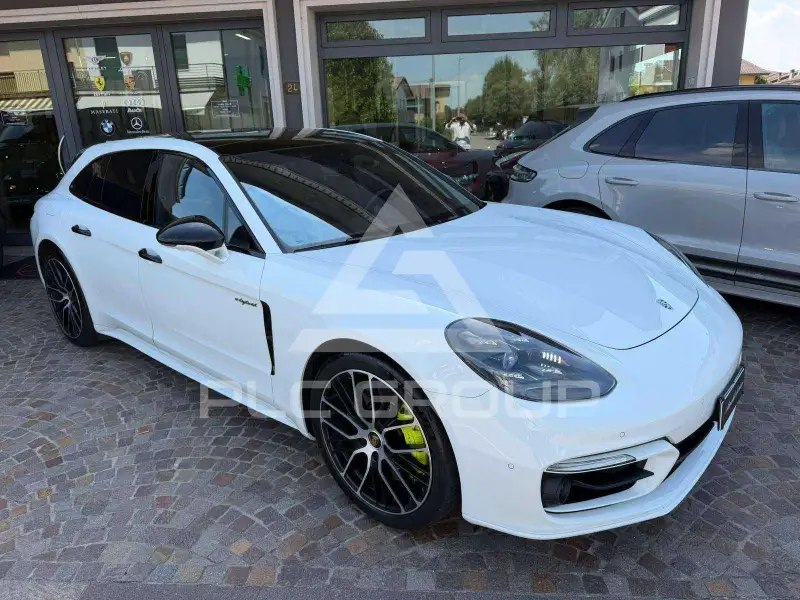 2021 Porsche Panamera