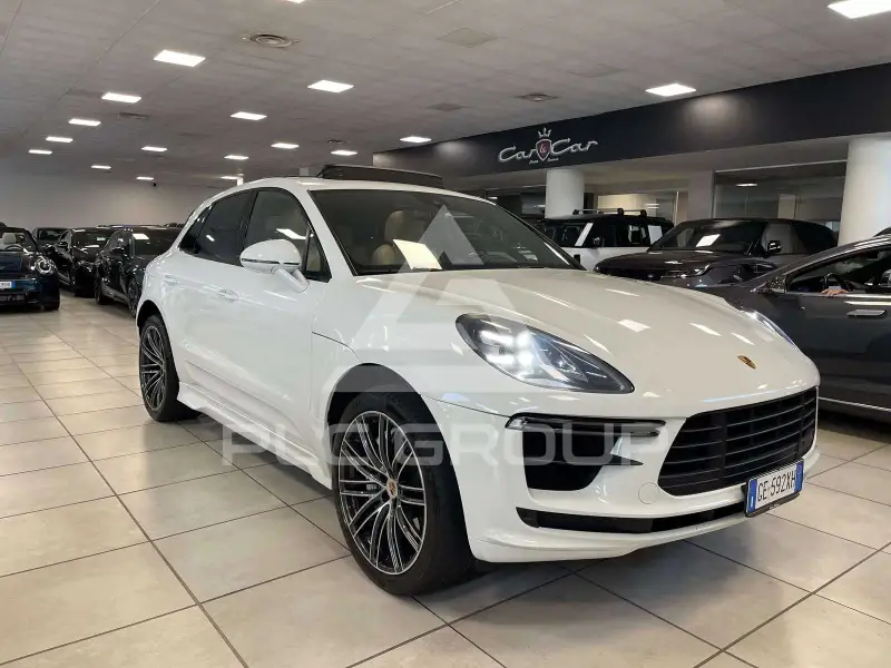 2021 Porsche MACAN