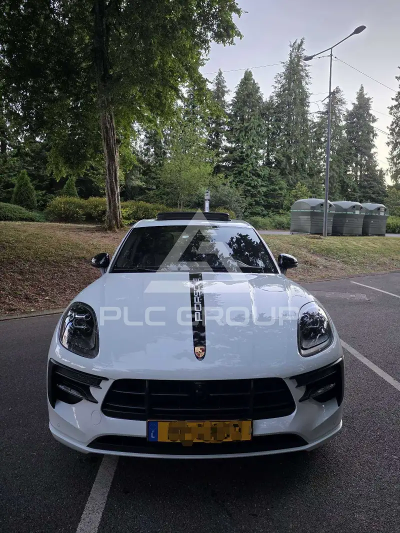 2021 Porsche MACAN