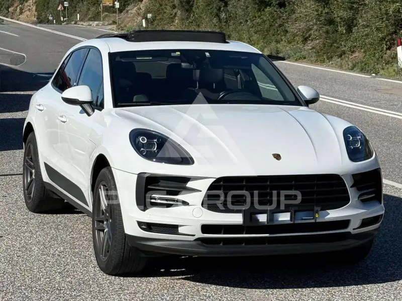 2021 Porsche MACAN