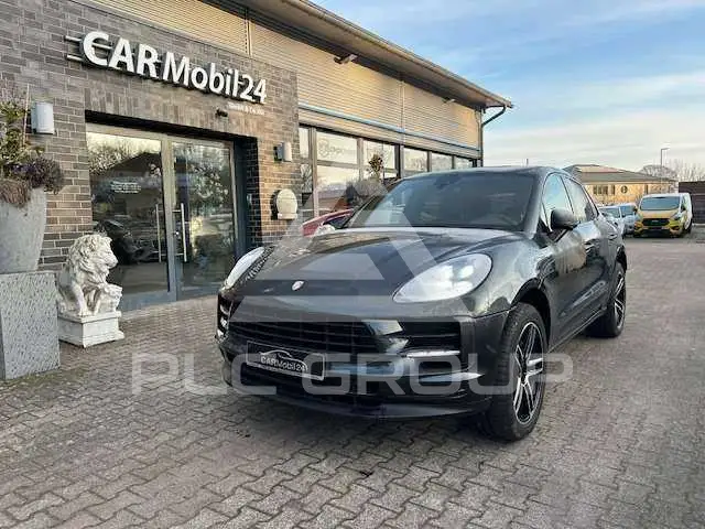 2021 Porsche MACAN