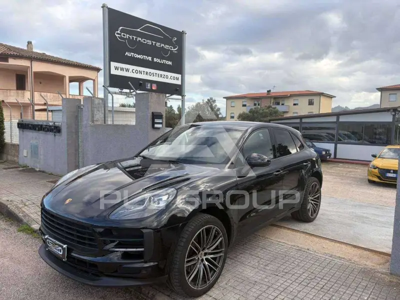 2021 Porsche MACAN