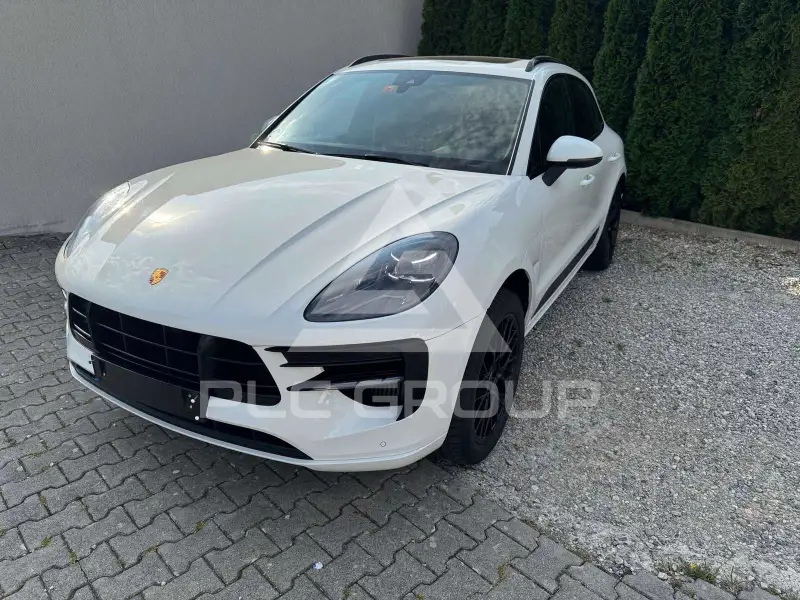 2021 Porsche MACAN