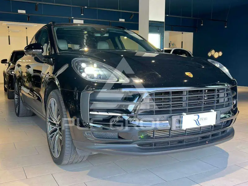 2021 Porsche MACAN