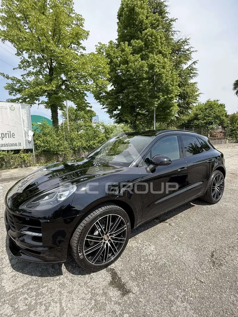 2021 Porsche MACAN