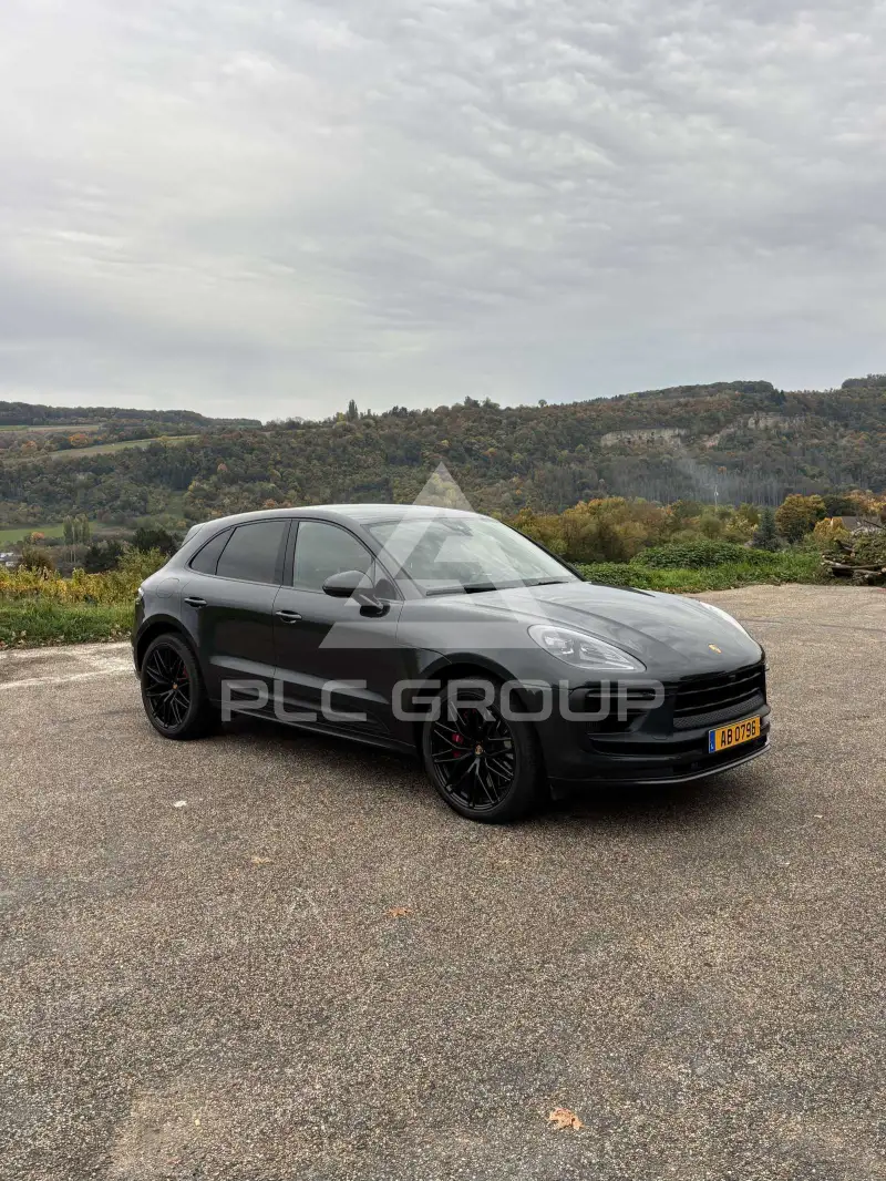 2021 Porsche MACAN