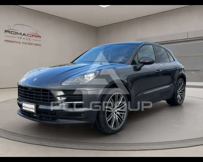 2021 Porsche MACAN