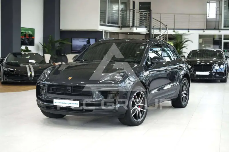 2021 Porsche MACAN