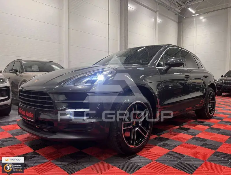 2021 Porsche MACAN