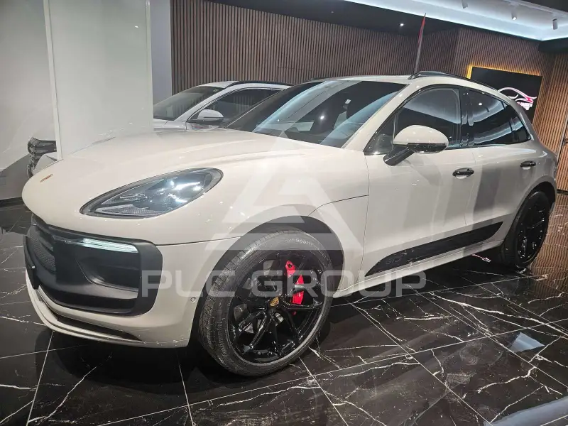 2021 Porsche MACAN