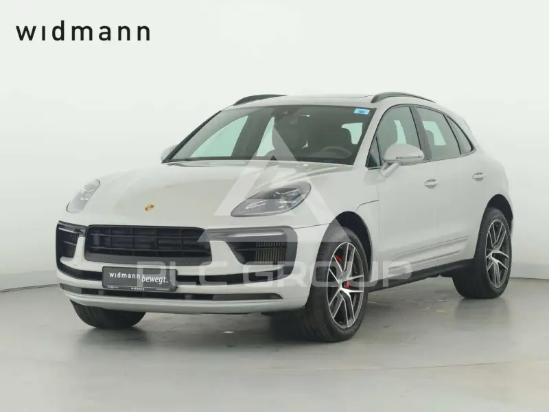 2021 Porsche MACAN