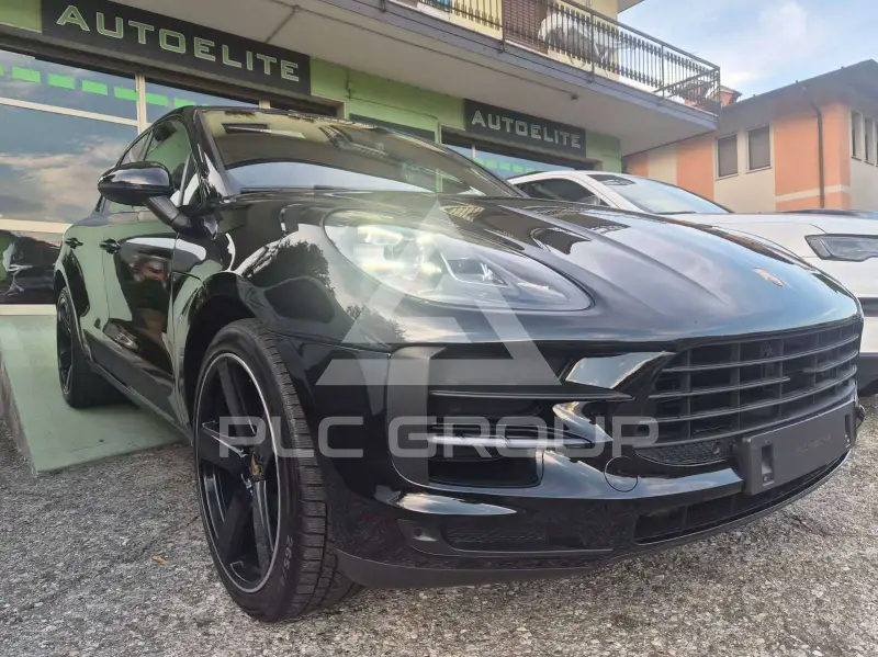 2021 Porsche MACAN