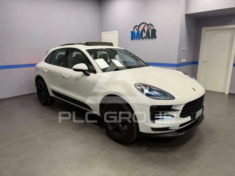 2021 Porsche MACAN