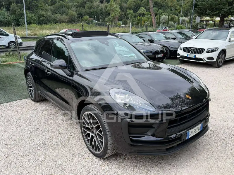 2021 Porsche MACAN