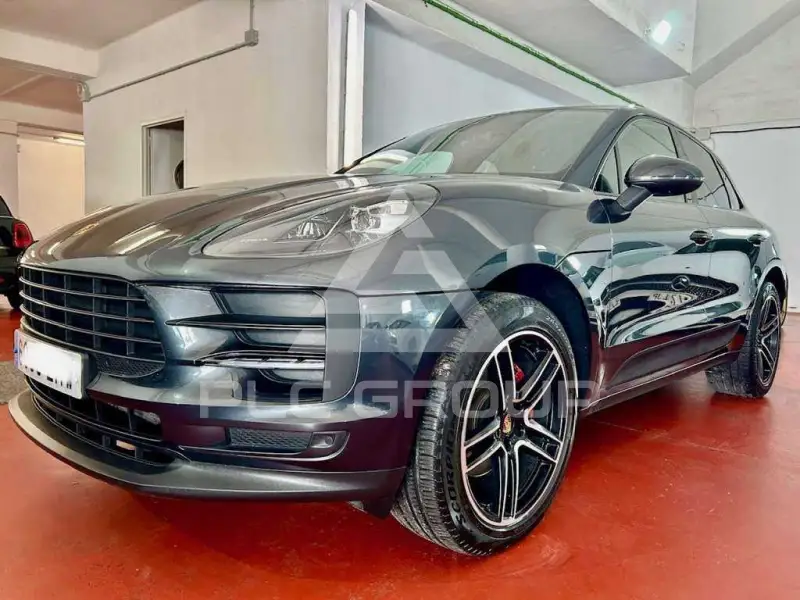 2021 Porsche MACAN